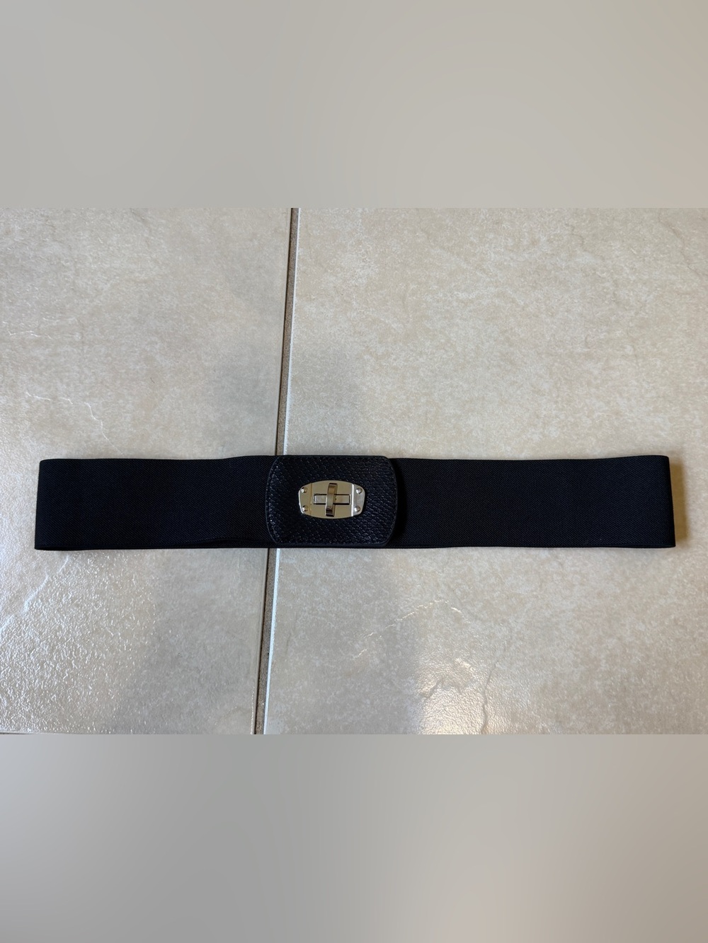 Kohl's Women's Wide Elastic Cinch Waist Belt Black Turn-Lock Buckle L/XL